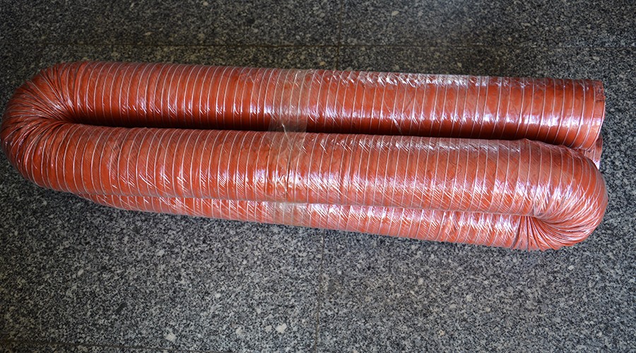 耐高溫排風(fēng)管(可耐300度以下高溫).jpg 耐高溫排風(fēng)管(可耐300度以下高溫).jpg