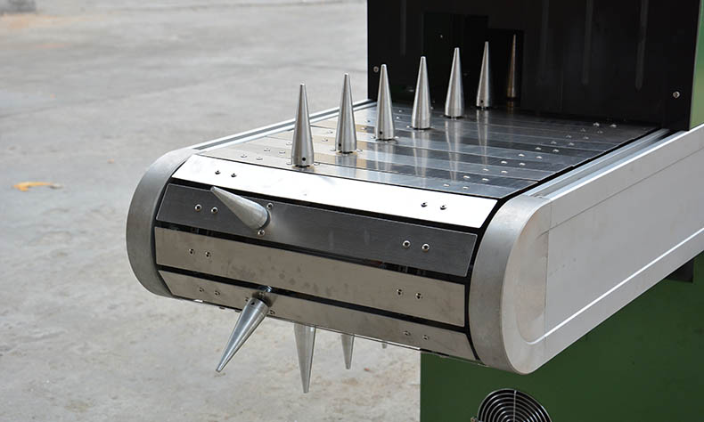 化妝瓶噴涂UV固化機.jpg 化妝瓶噴涂UV固化機.jpg